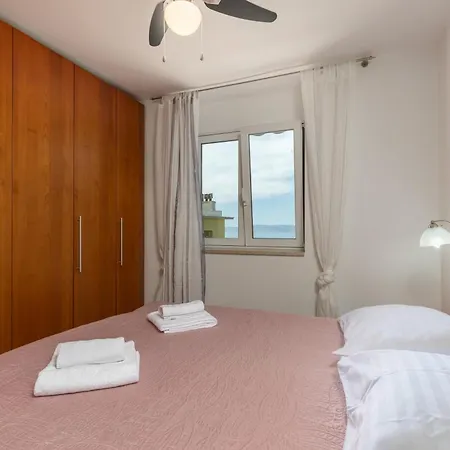 Seaview Frida - Happy Apartmán