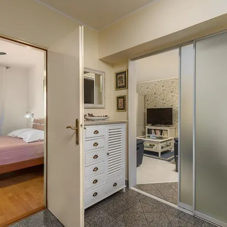 公寓 Seaview Frida - Happy